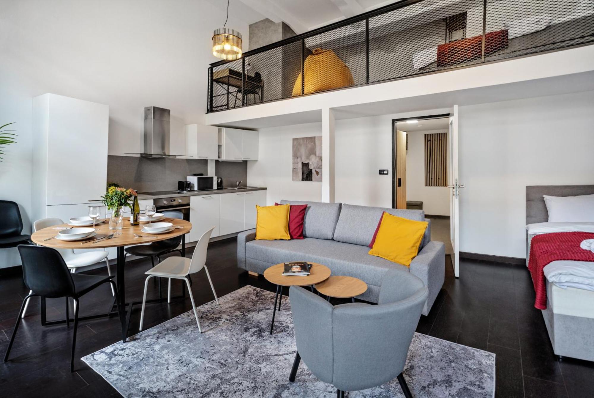 Appartement Loft Spacious In *